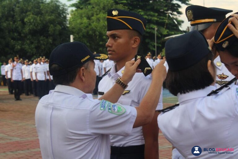 Syarat Masuk STMKG dan Prospek Lulusannya