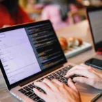 Gaji Lulusan IT dan Gaji Karyawan IT Terbaru 2025 di Indonesia