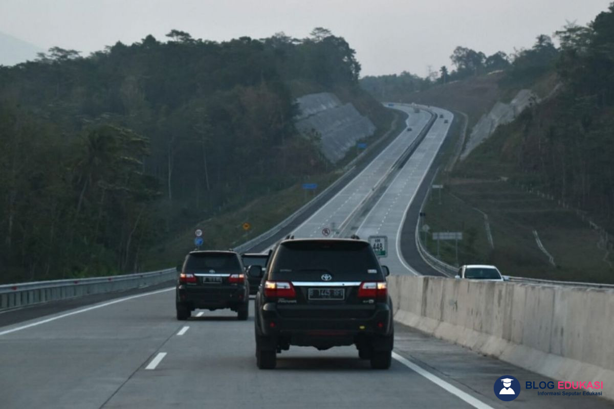 Ponorogo Malang Berapa Jam