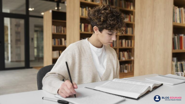 Kalimat Efektif Adalah: Pengertian, Ciri, dan Contoh